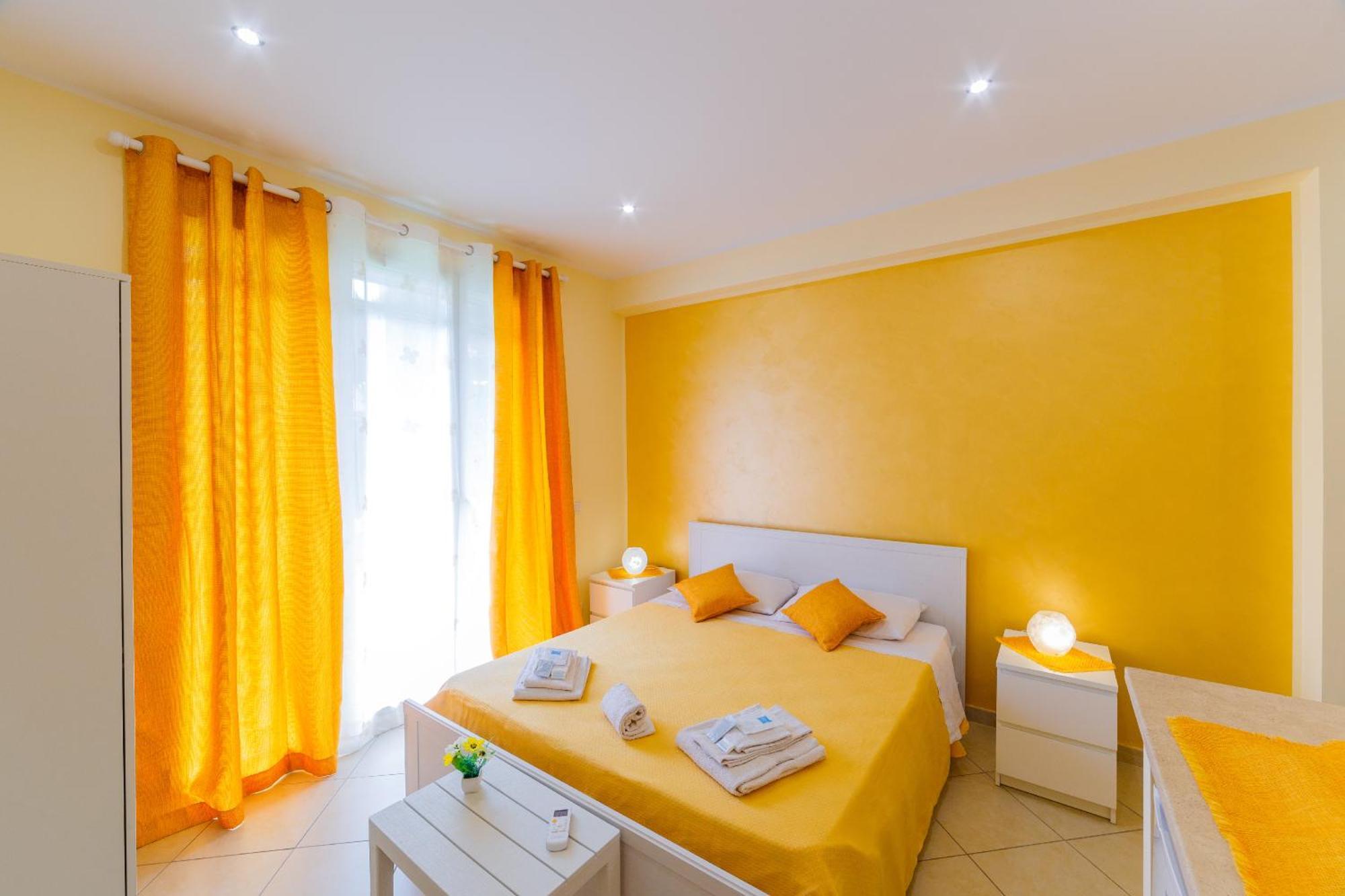 Sicily In Love 2 - Rooms & Breakfast Taormina Exterior photo